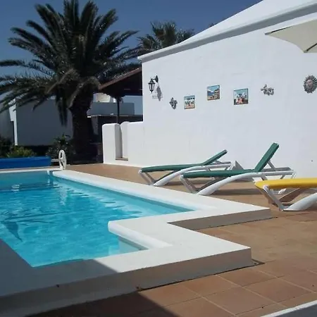 Sleeps 8 Pool Wifi *