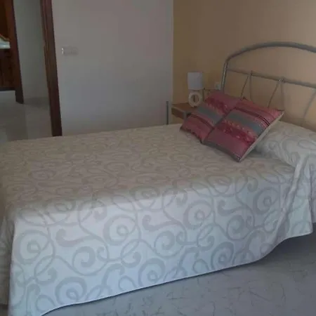 Sleeps 8 Pool Wifi Villa *