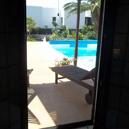 Sleeps 8 Pool Wifi Villa