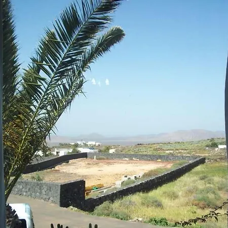 Sleeps 8 Pool Wifi Villa Las Breñas